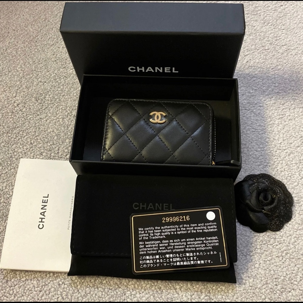 New in box Chanel o-Coin zipped wallet